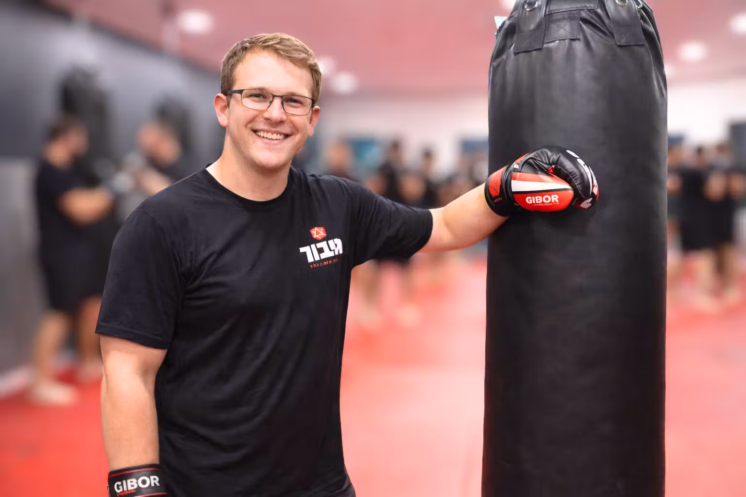 Adult kickboxing class training at BeGibor