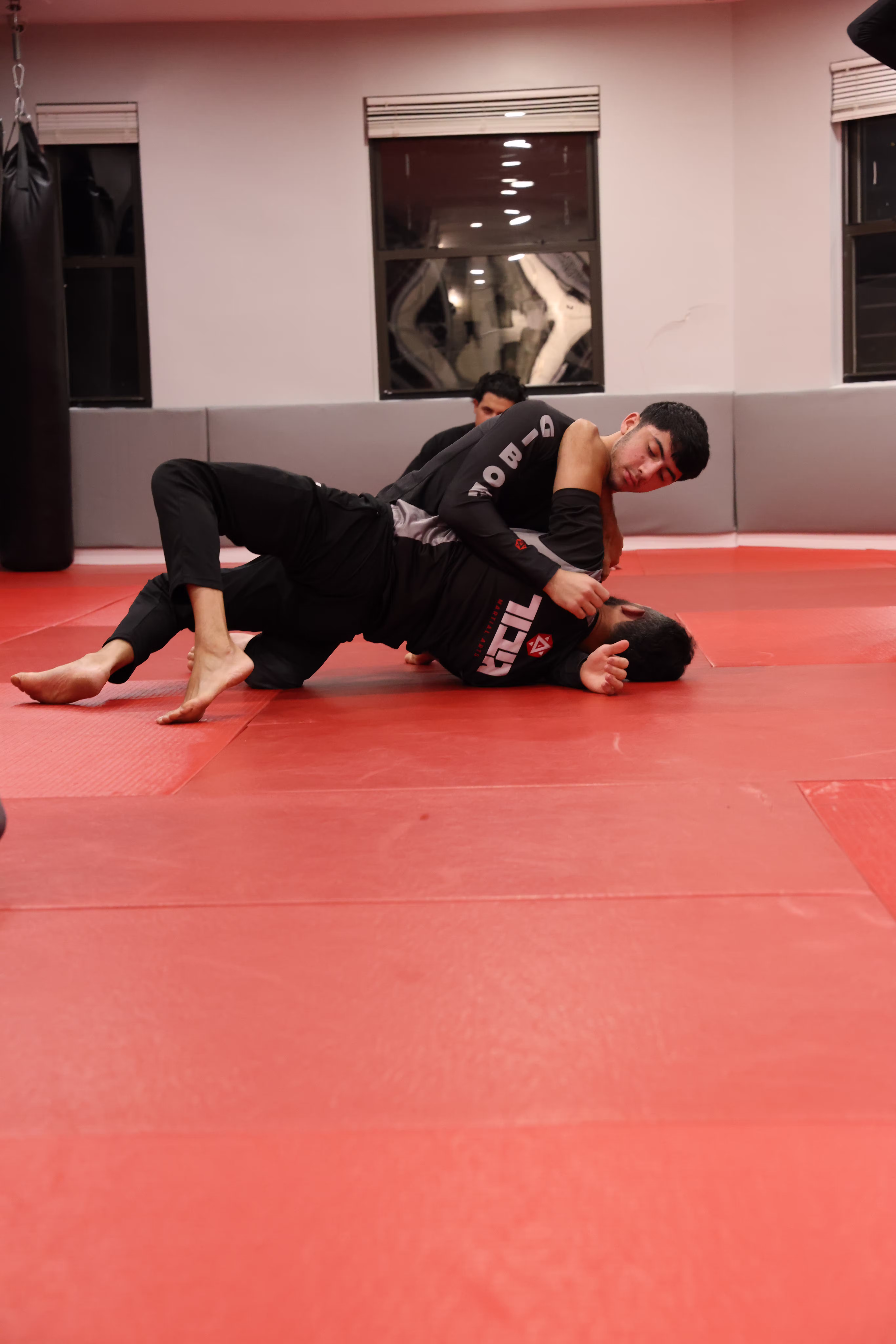 Men’s and teens jiu-jitsu training at Gibor